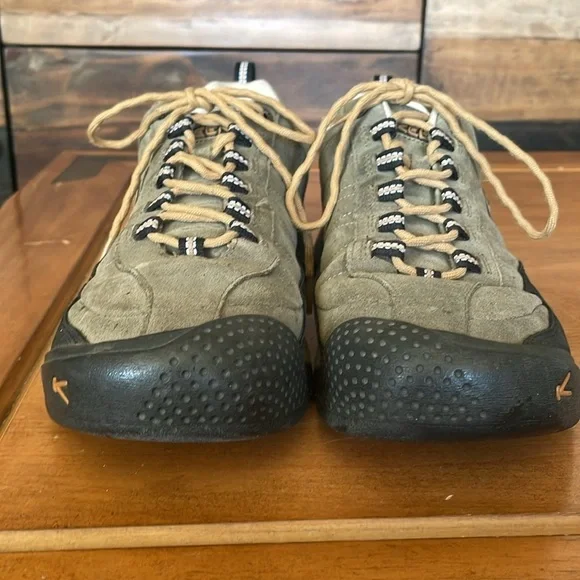 Keen Presidio Suede Shoes Size 11 - Picture 3 of 11